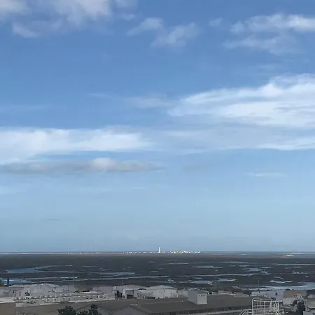 Sunny Flatwhit Lagoon View Apartment Faro
